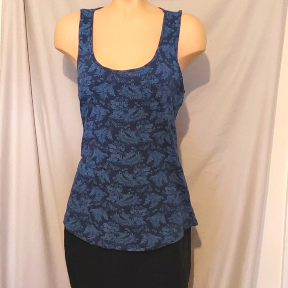 Two toned blue floral racer back tank top, NEW
